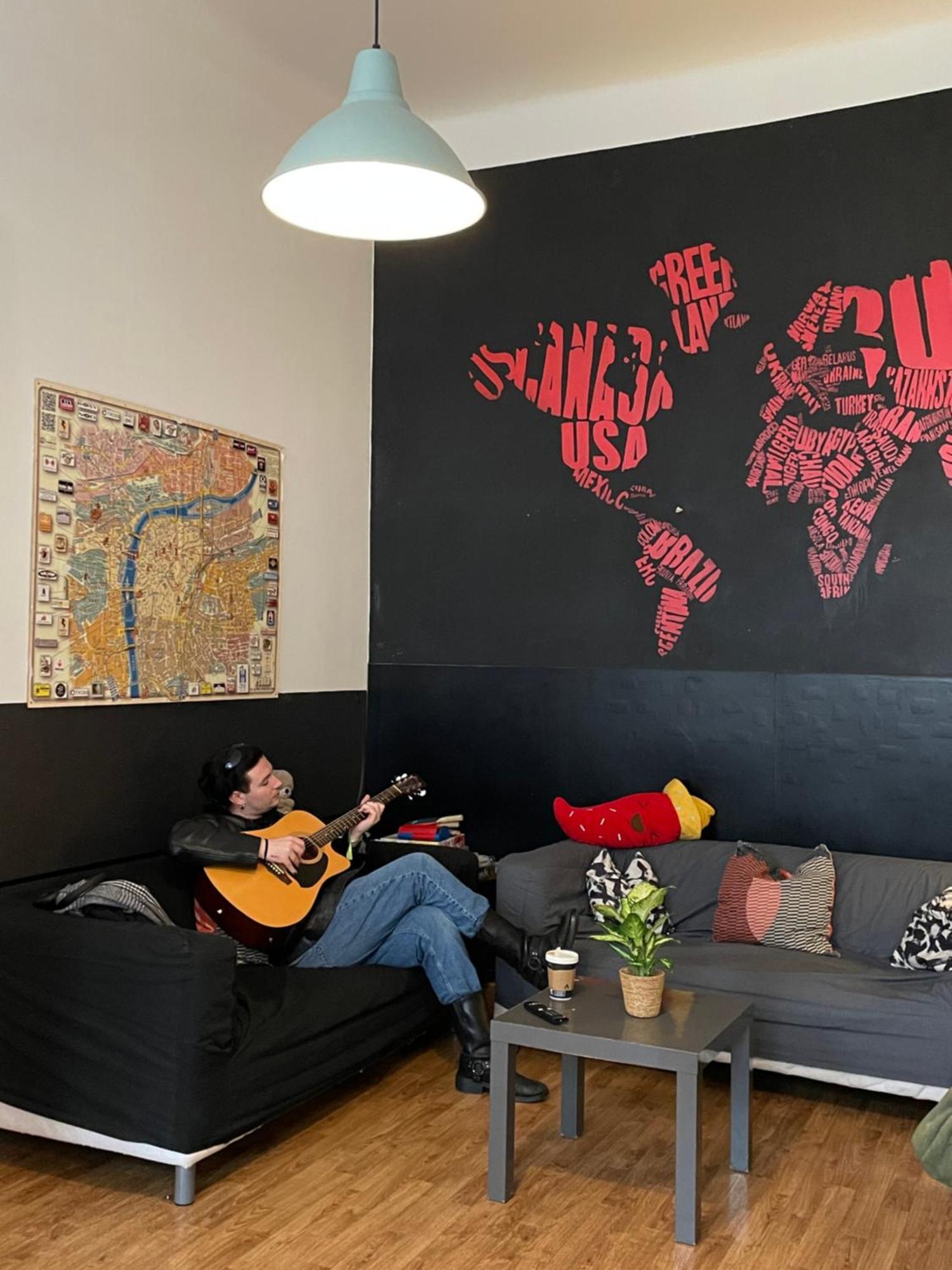 Hostel One Home Praag Buitenkant foto